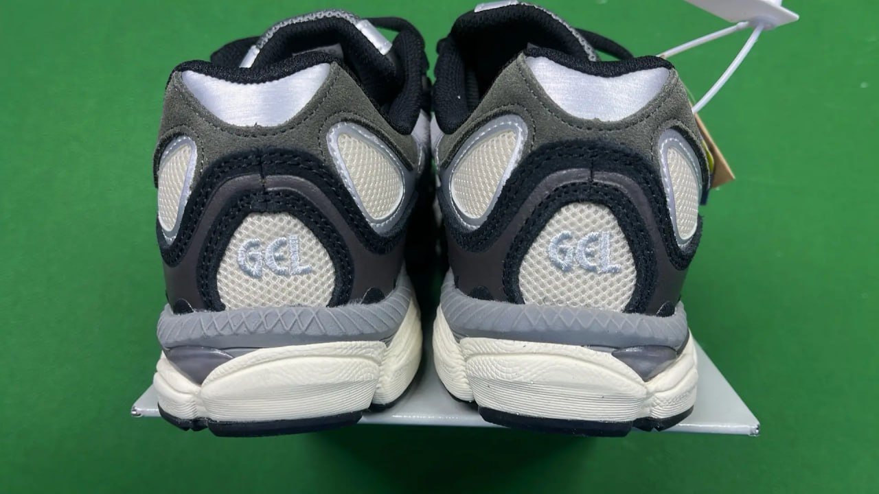 ph008 Asics Gel NYC
