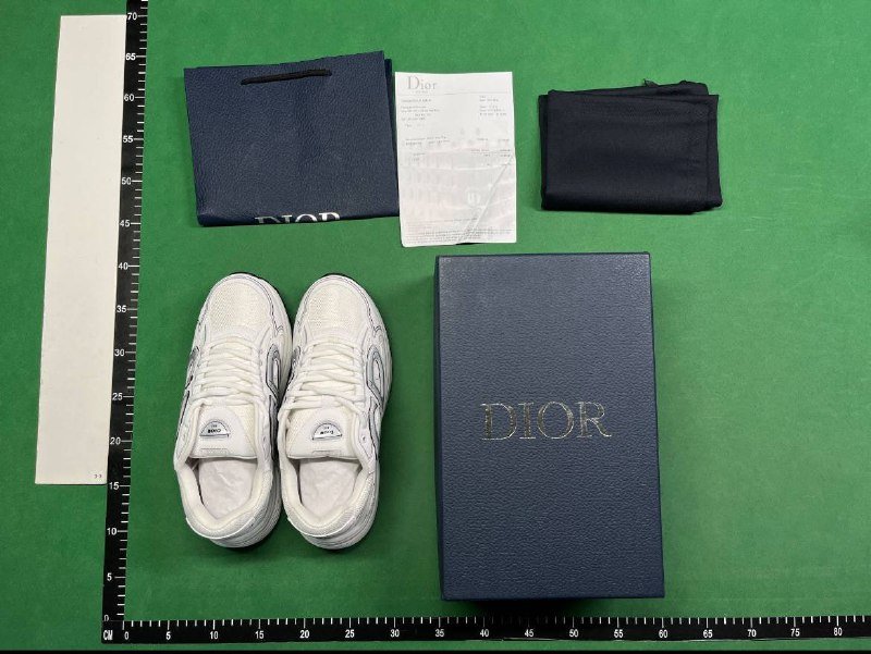 ph024 Dior B30