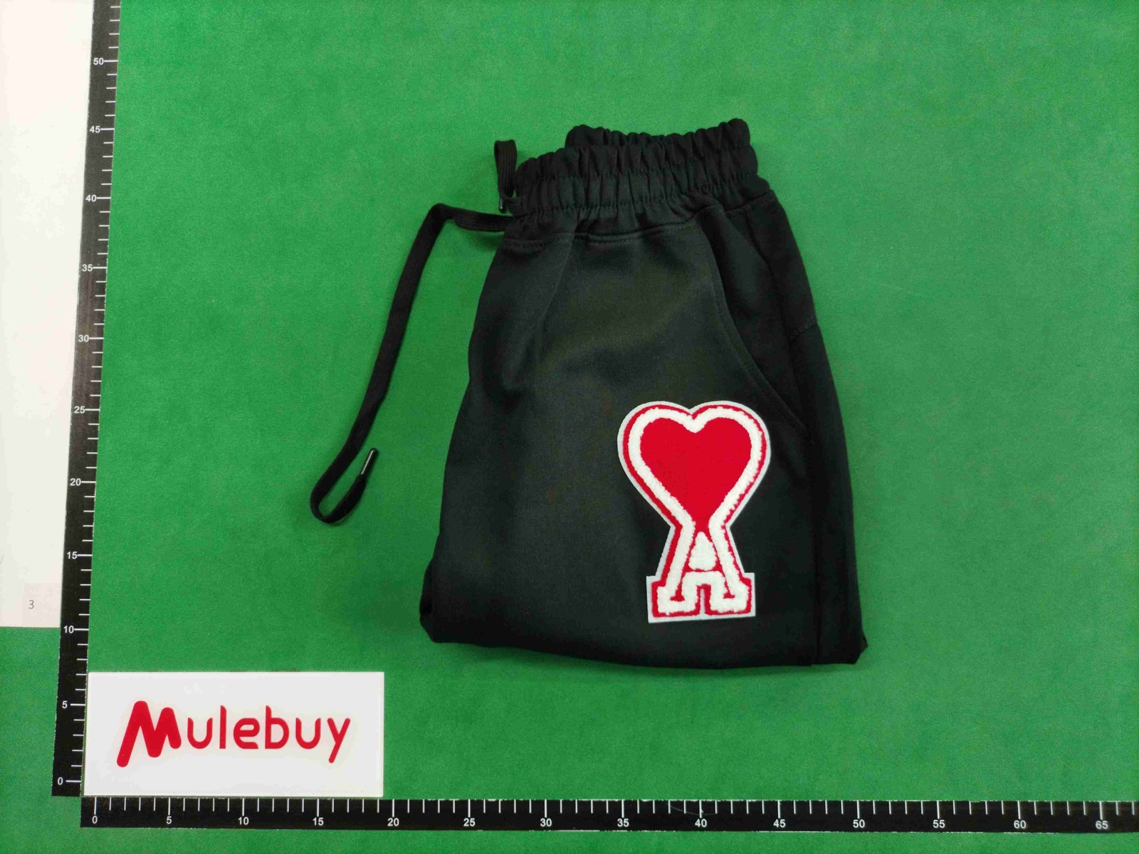 ph046 Ami Shorts