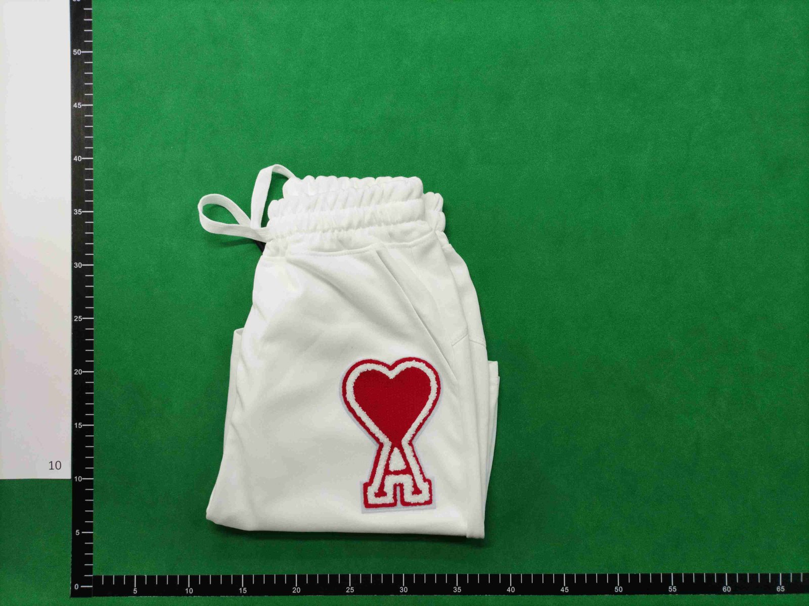 ph046 Ami Shorts