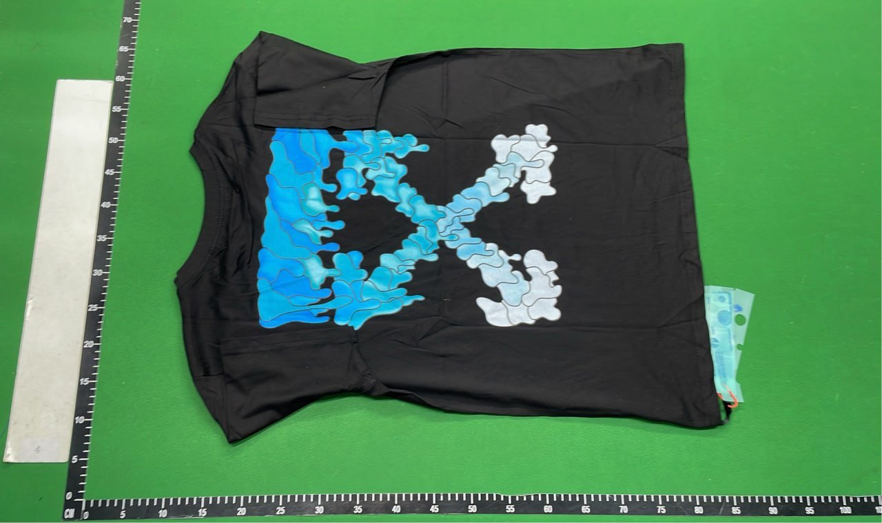 ph087 Off-White Tee
