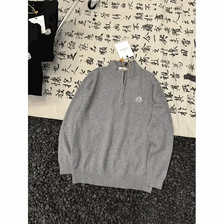 MONCLER Sweatshirt